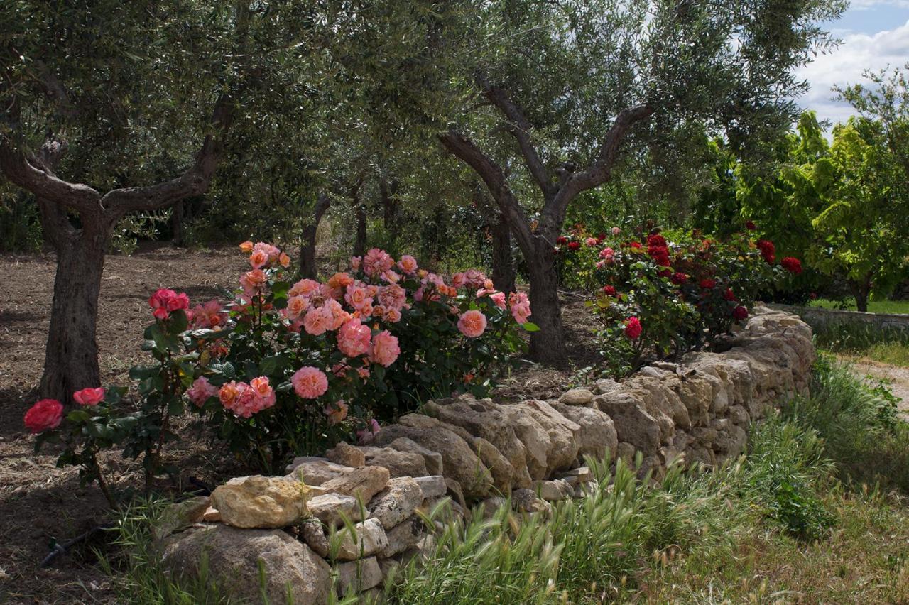 Trullo Del Cavaliere Delle Gravine Villa Castellaneta Bagian luar foto